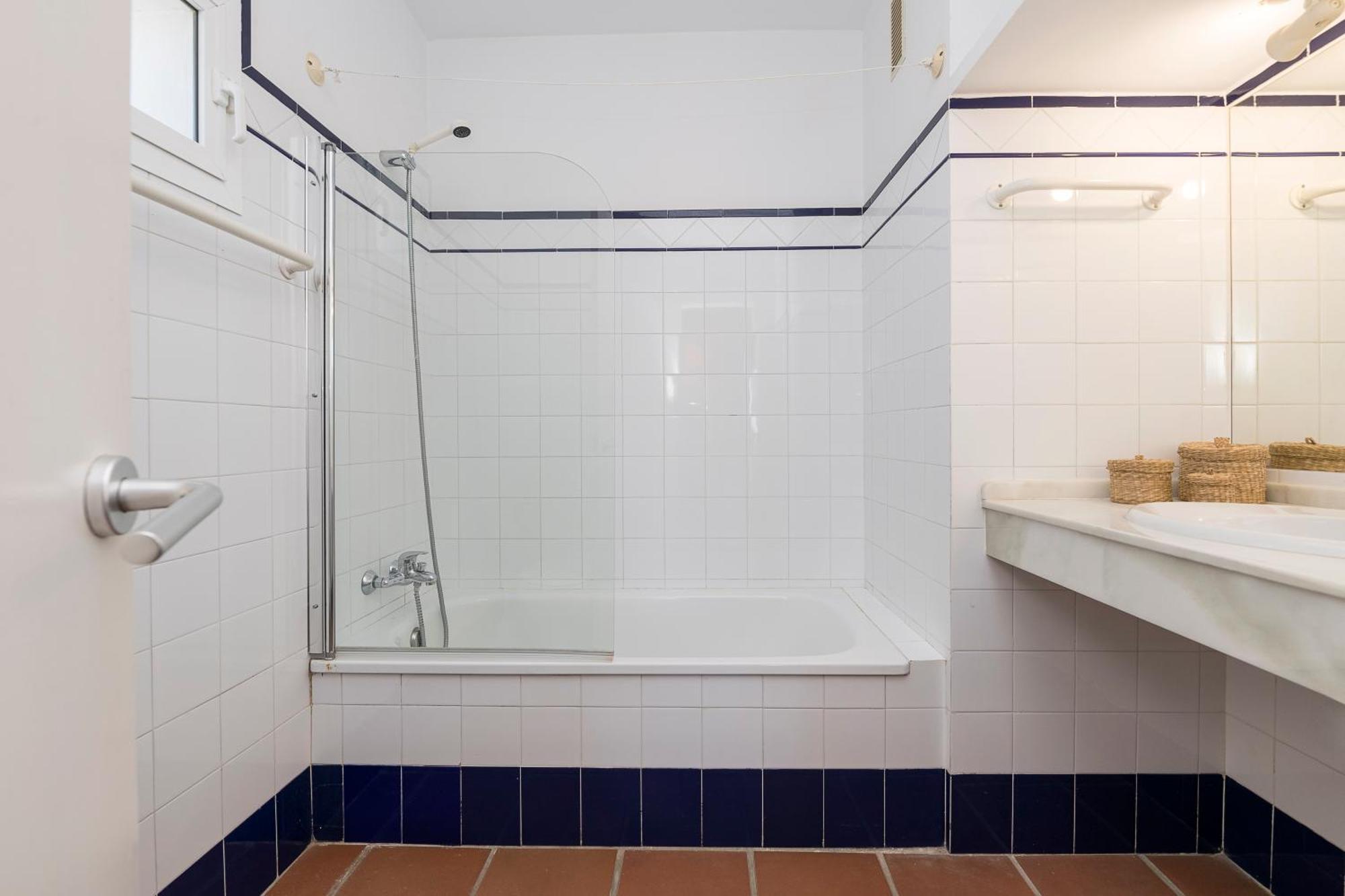La Galbana Vejer Apartahotel *
